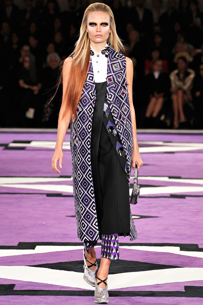 Prada 2012ﶬ¸ͼƬ