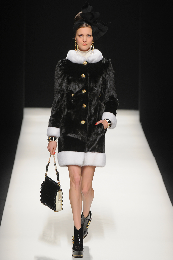 Moschino 2012ﶬ¸ͼƬ