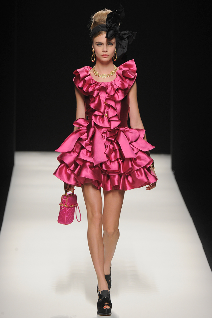 Moschino 2012ﶬ¸ͼƬ