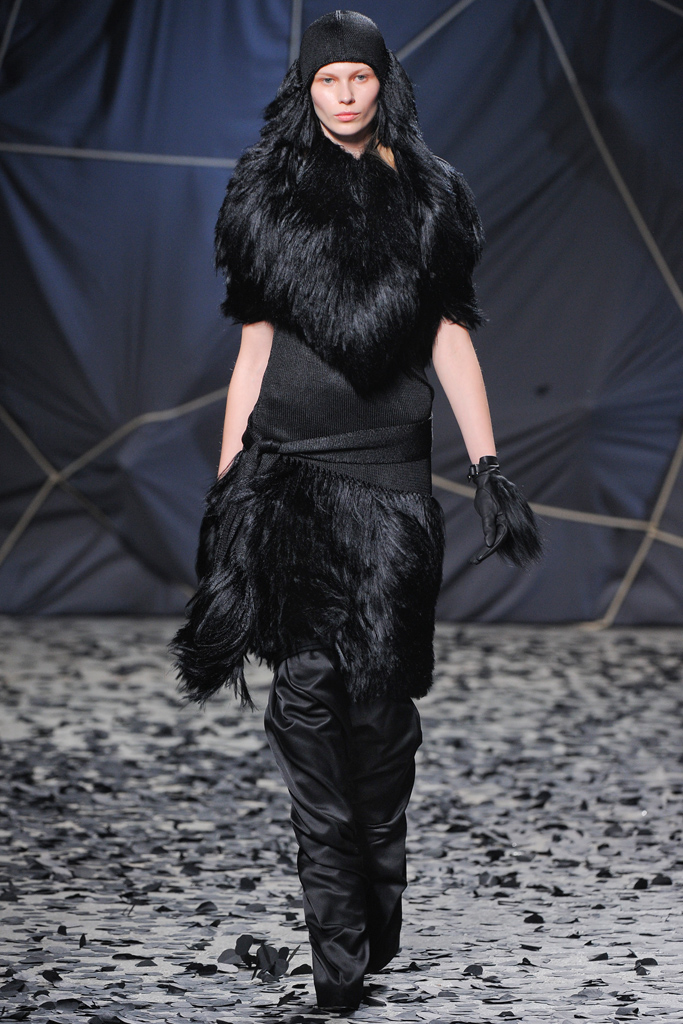 Gareth Pugh 2012ﶬ¸ͼƬ