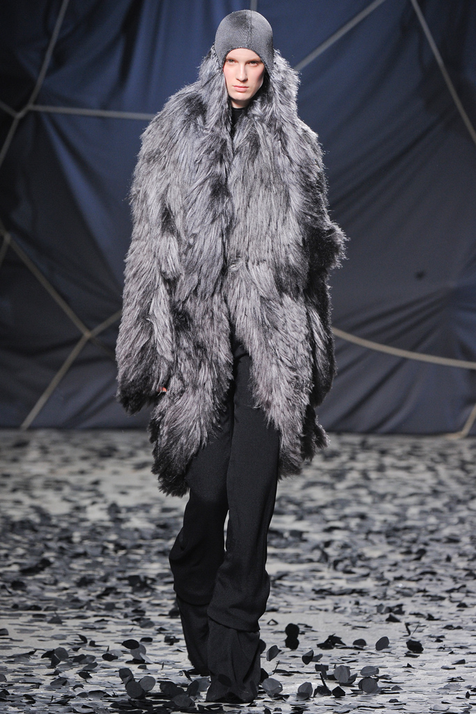 Gareth Pugh 2012ﶬ¸ͼƬ