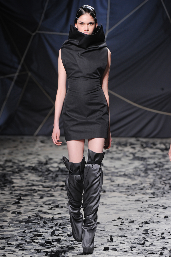 Gareth Pugh 2012ﶬ¸ͼƬ