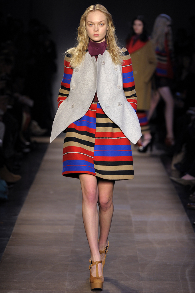 Carven 2012ﶬϵиͼƬ