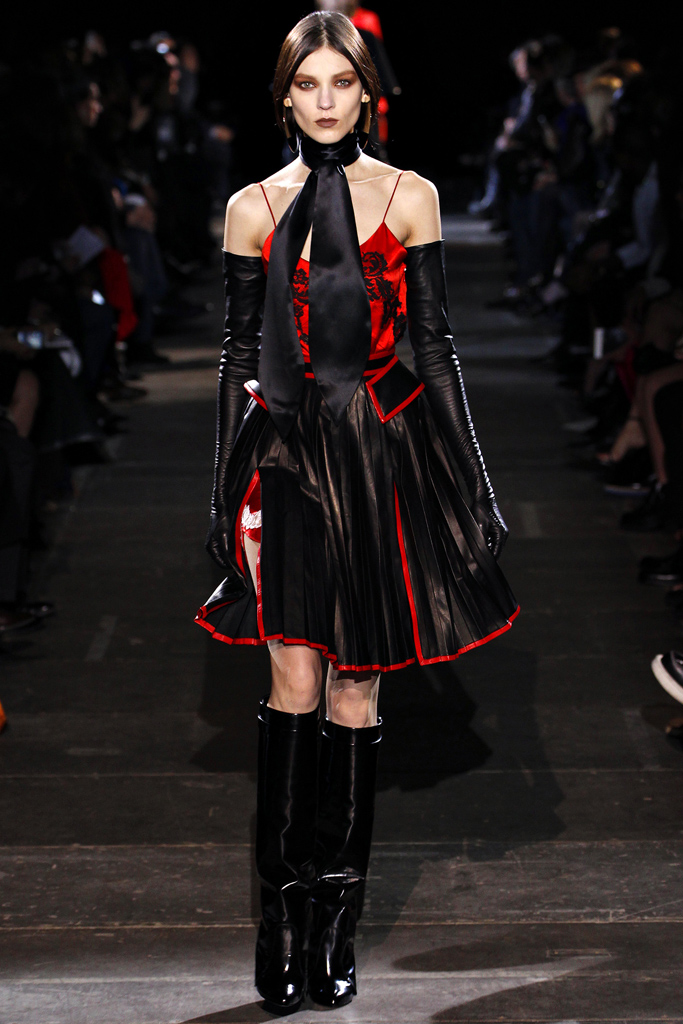 Givenchy 2012ﶬϵиͼƬ