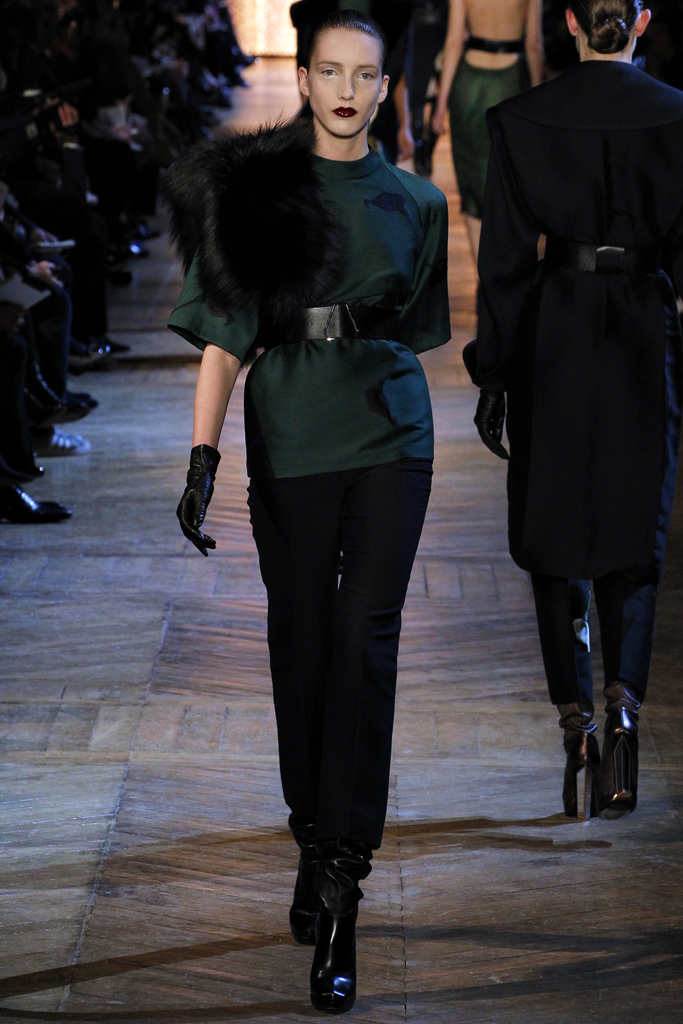 Yves Saint Laurent 2012ﶬ¸ͼƬ