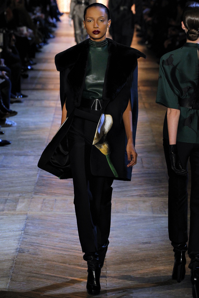 Yves Saint Laurent 2012ﶬ¸ͼƬ