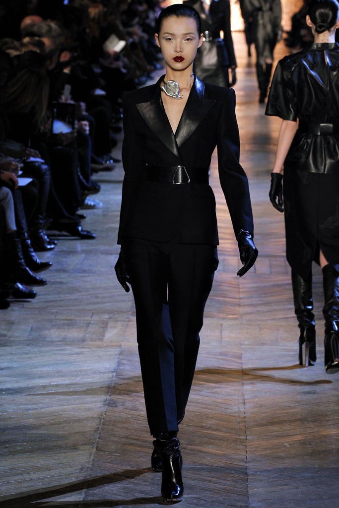 Yves Saint Laurent 2012ﶬ¸ͼƬ