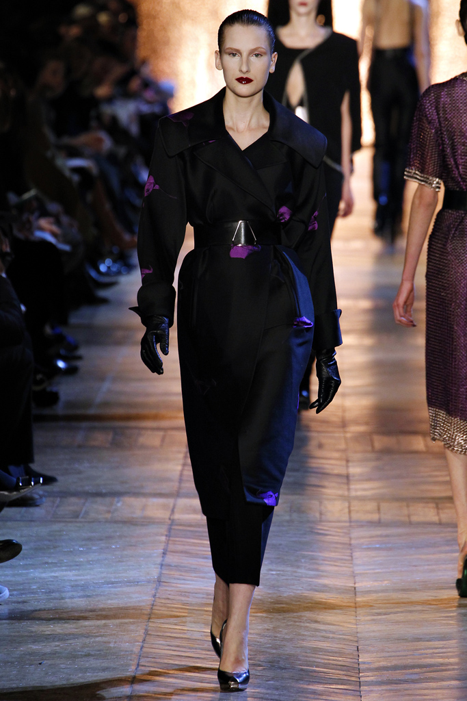 Yves Saint Laurent 2012ﶬ¸ͼƬ