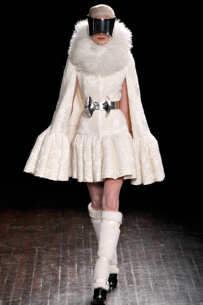 Alexander McQueen 2012ﶬ¸ͼƬ