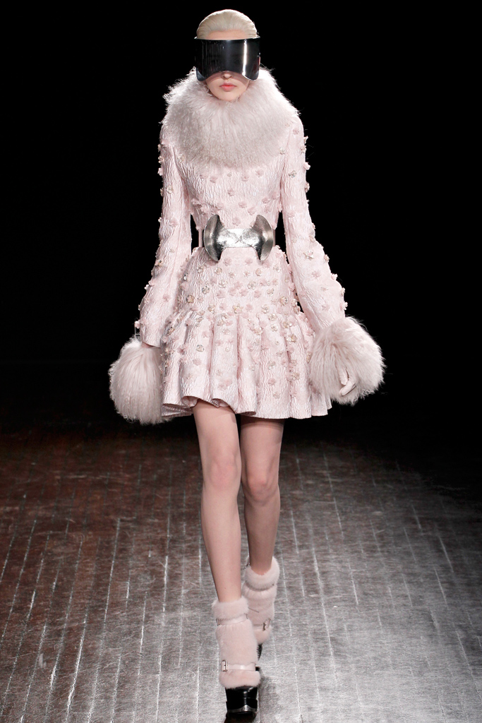 Alexander McQueen 2012ﶬ¸ͼƬ