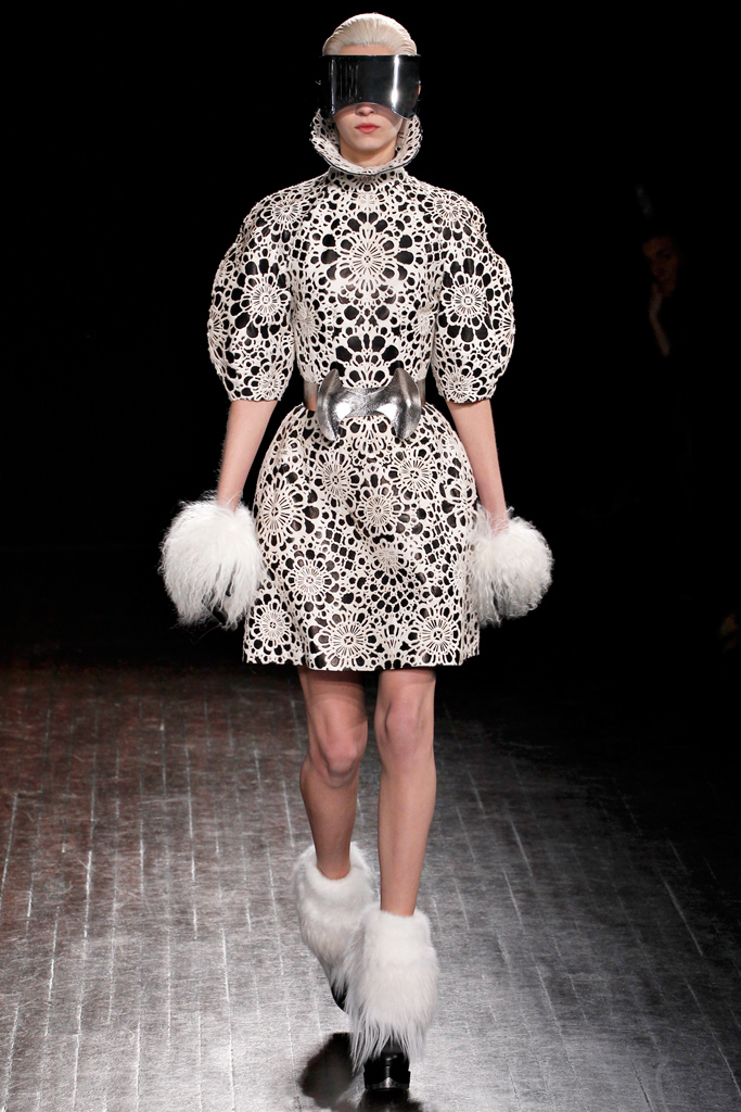 Alexander McQueen 2012ﶬ¸ͼƬ