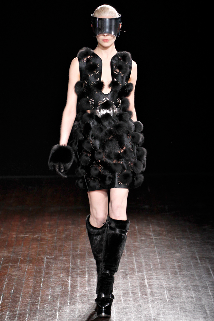 Alexander McQueen 2012ﶬ¸ͼƬ