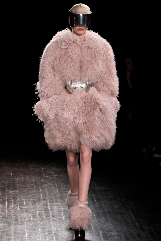 Alexander McQueen 2012ﶬ¸ͼƬ