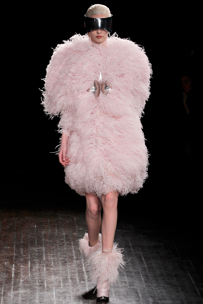 Alexander McQueen 2012ﶬ¸ͼƬ