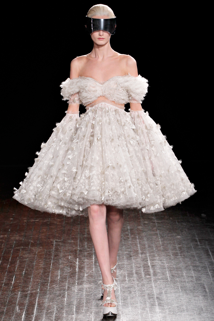 Alexander McQueen 2012ﶬ¸ͼƬ