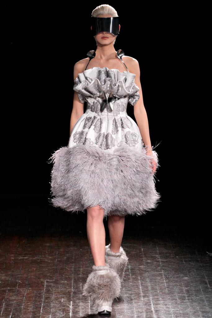 Alexander McQueen 2012ﶬ¸ͼƬ