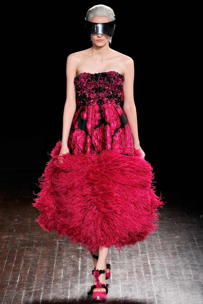 Alexander McQueen 2012ﶬ¸ͼƬ