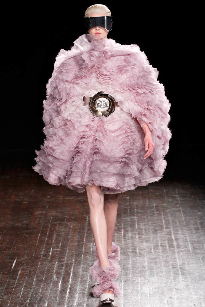 Alexander McQueen 2012ﶬ¸ͼƬ