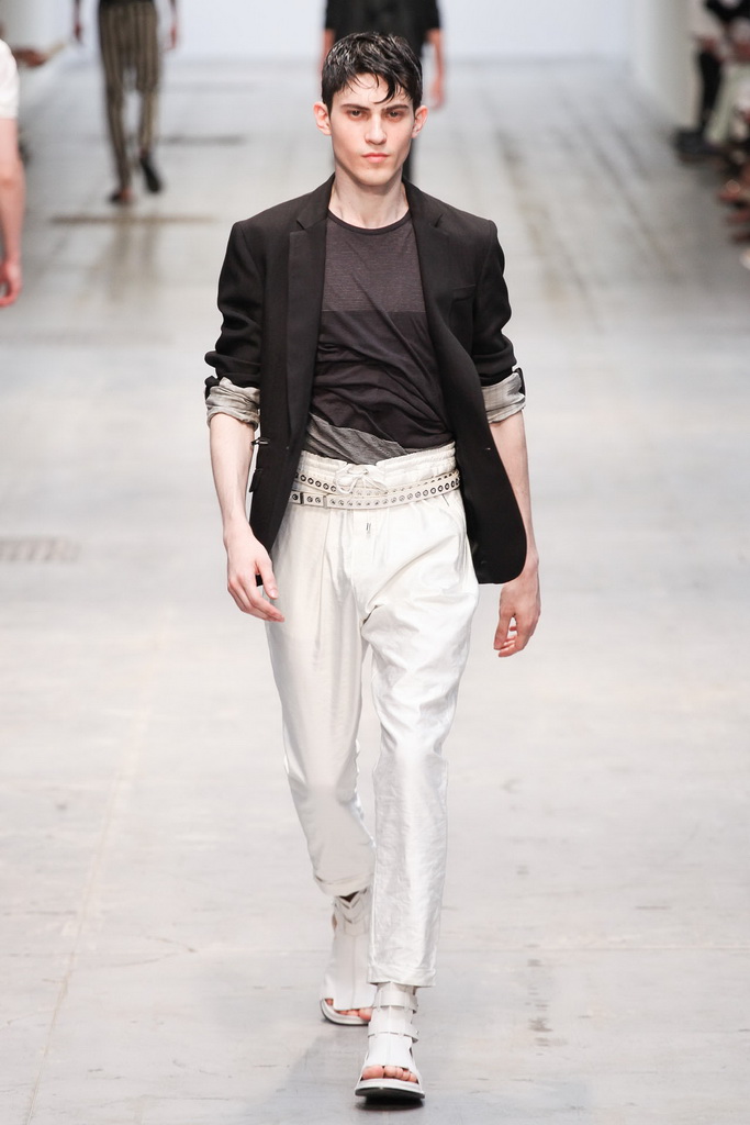 Costume National Homme 13װͼƬ