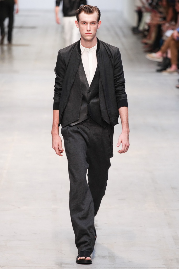 Costume National Homme 13װͼƬ