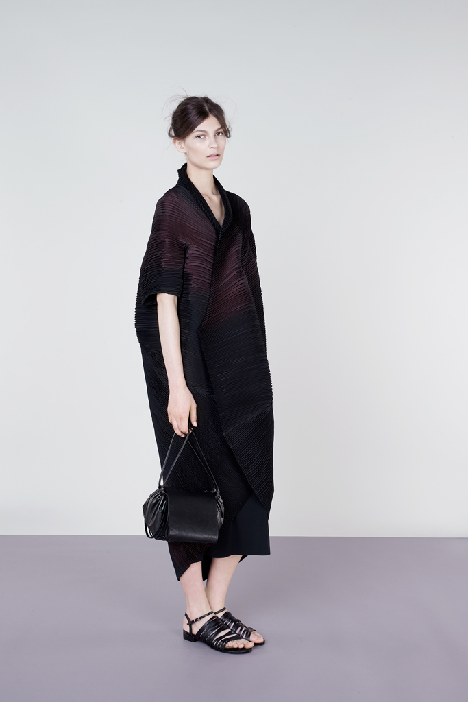 Issey Miyake 13紺ͼƬ