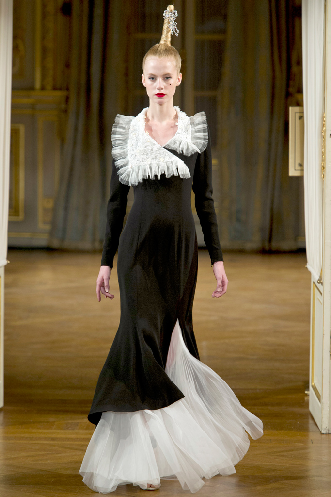 Alexis Mabille 2012ﶬ߼㳡ͼͼƬ