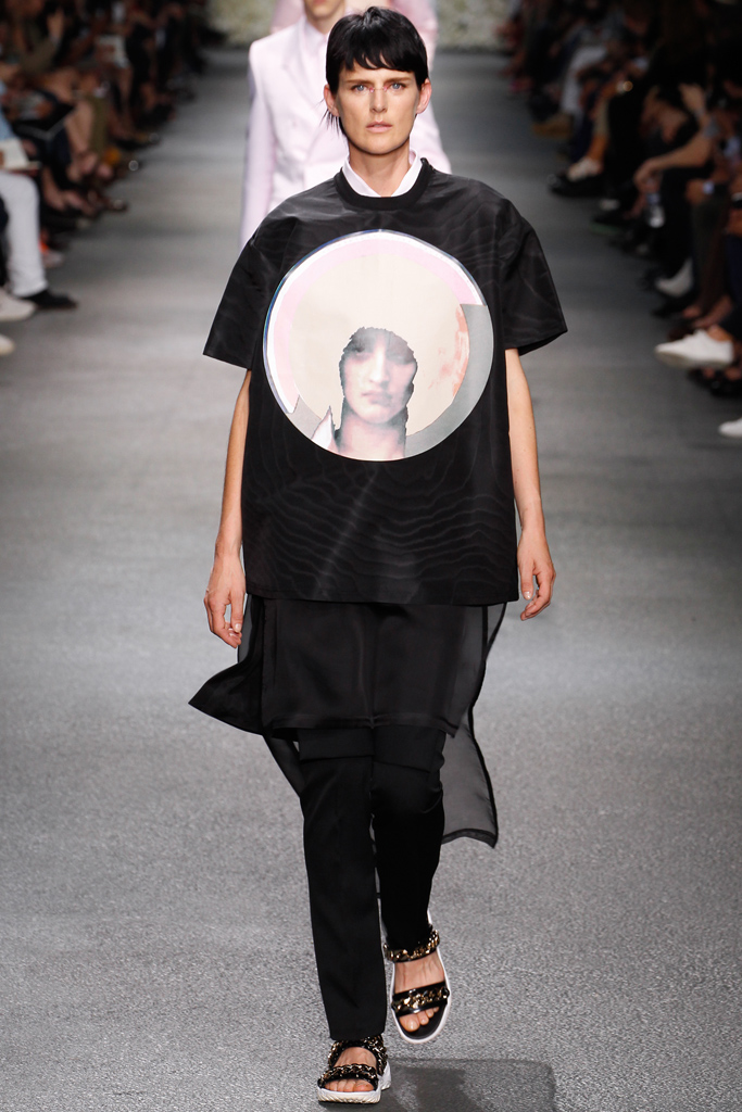 Givenchy 2012ﶬ߼㳡ͼͼƬ