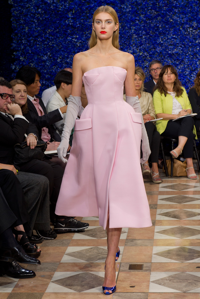 Christian Dior 2012ﶬ߼㳡ͼͼƬ