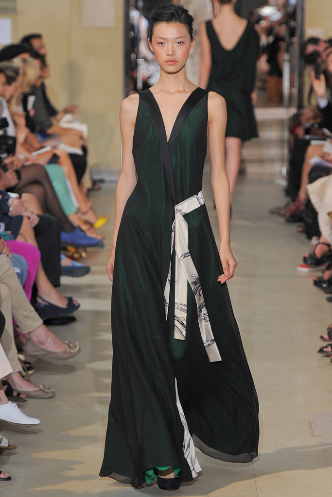 Bouchra Jarrar 2012ﶬ߼㳡ͼͼƬ