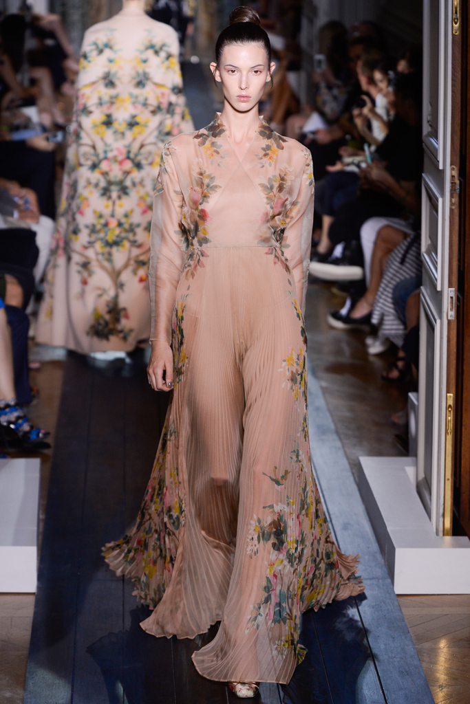 Valentino 2012ﶬ߼㳡ͼͼƬ