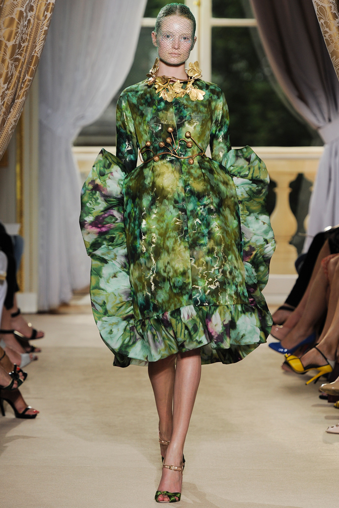 Giambattista Valli 2012ﶬ߼㳡ͼͼƬ