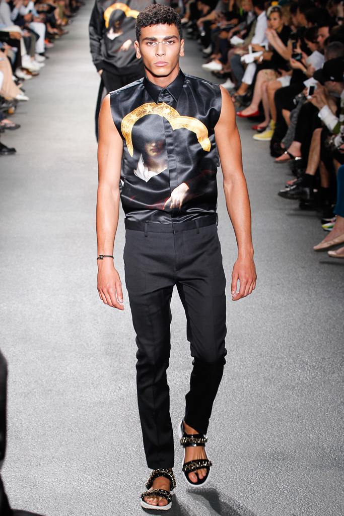 Givenchy 2012ﶬ߼㳡ͼͼƬ