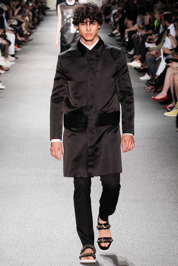 Givenchy 2012ﶬ߼㳡ͼͼƬ