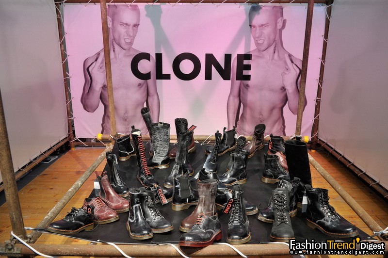 CLONE 