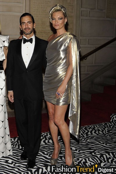 Kate Moss in Marc Jacobs, a Stephen Jones turban and Harry Winston jewellery, with Marc Jacobs 