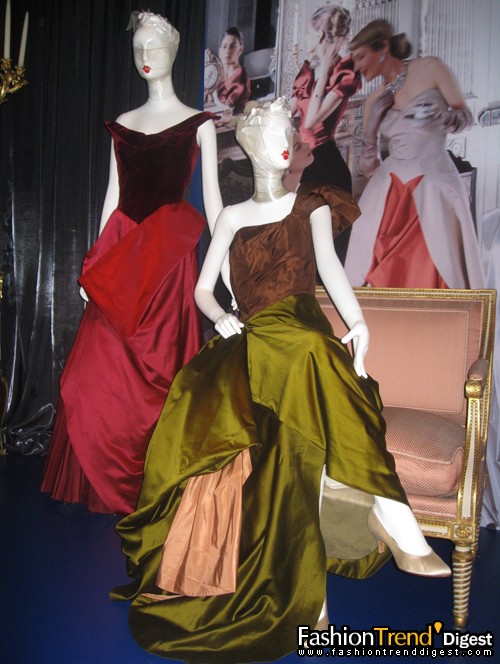 Evening gowns by charles James, 1949 (left) and 1951-53 (right) 