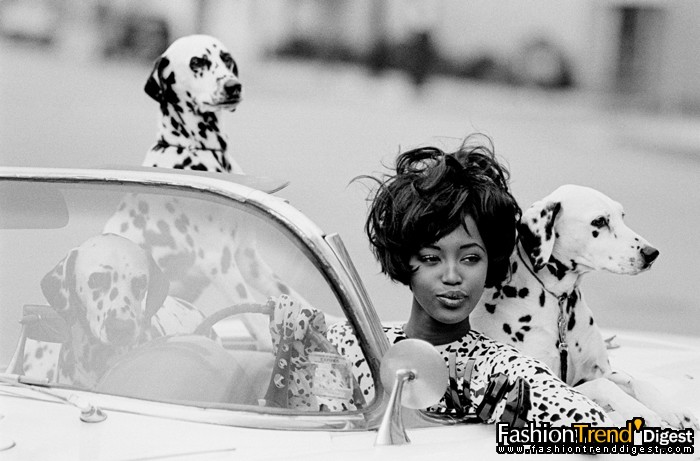 Naomi Campbell in Geoffrey Beene. Photo by Peter Lindbergh, Vogue, June 1990<br>
 