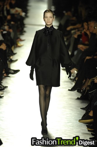 Yves Saint Laurent 07ﶬͼƬ