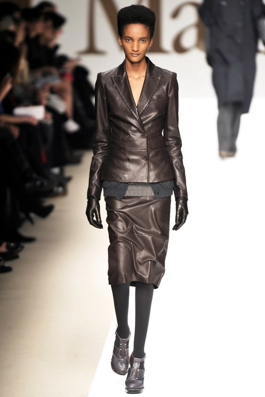 Maxmara 09ﶬͼƬ