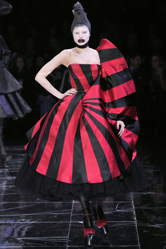 Alexander Mcqueen 09ﶬͼƬ