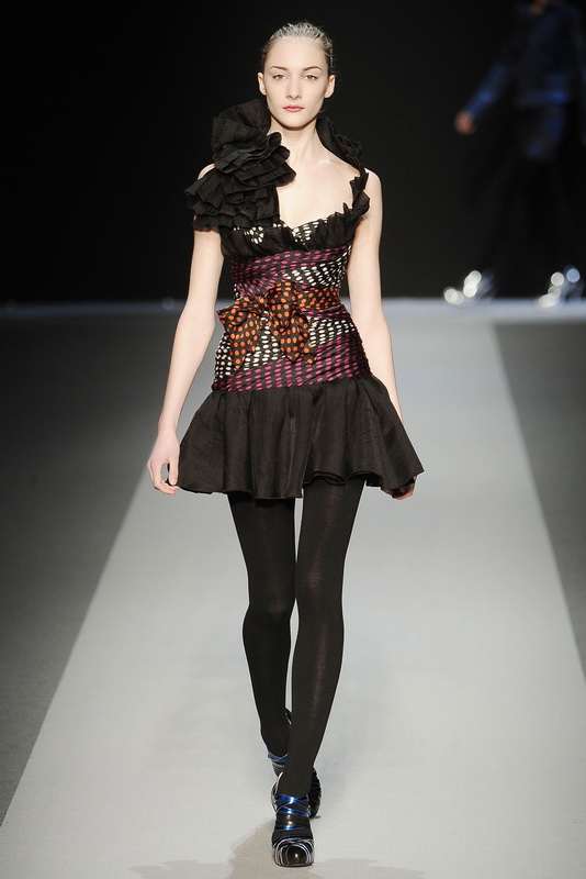 Emanuel ungaro 09ﶬͼƬ