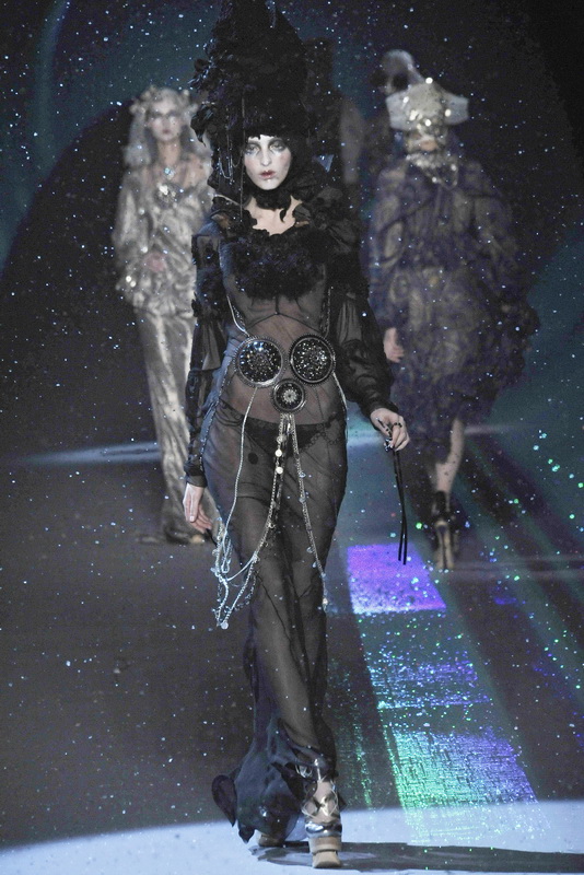 John Galliano 09ﶬͼƬ