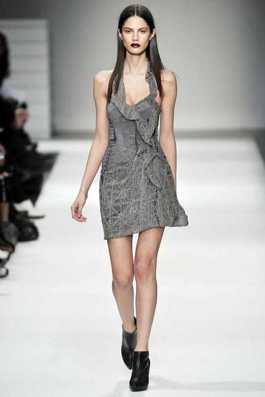 Hussein Chalayan 09ﶬͼƬ