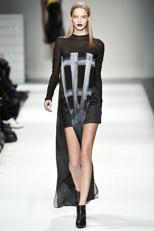 Hussein Chalayan 09ﶬͼƬ