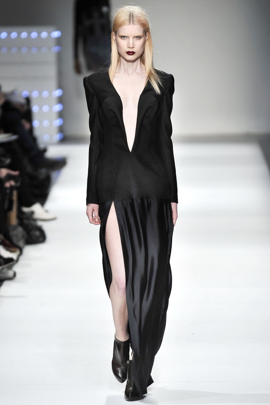 Hussein Chalayan 09ﶬͼƬ