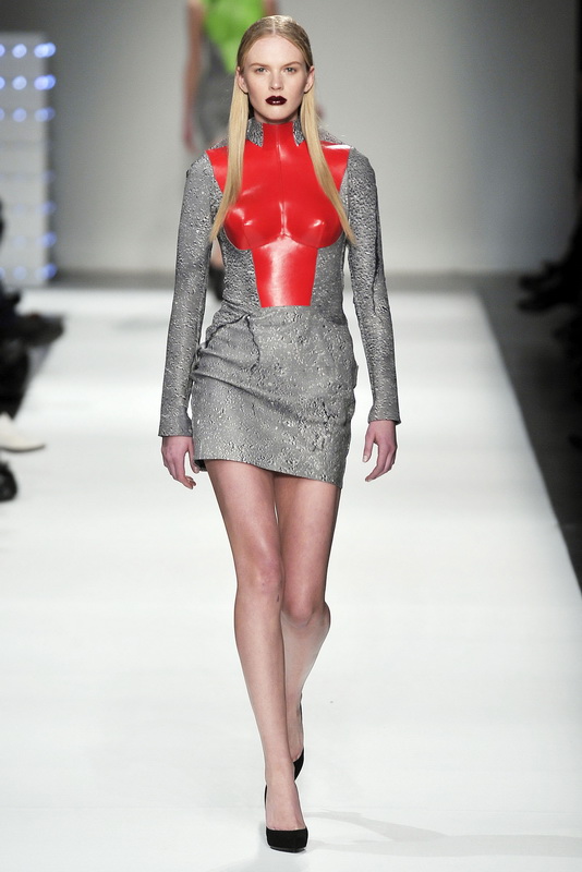 Hussein Chalayan 09ﶬͼƬ