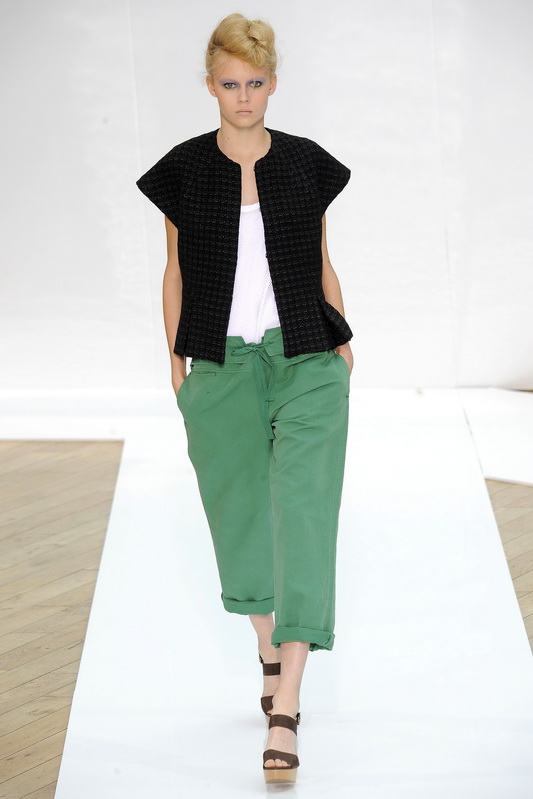 Nicole Farhi 10ĸͼƬ