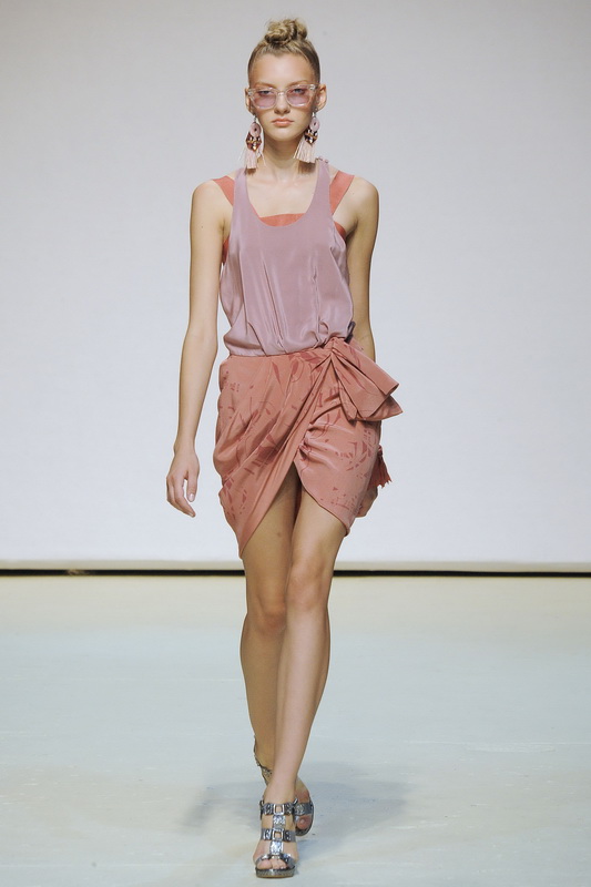 Richard Nicoll 10ĸͼƬ