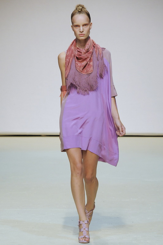 Richard Nicoll 10ĸͼƬ