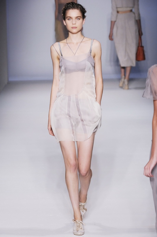 Alberta Ferretti 10春夏